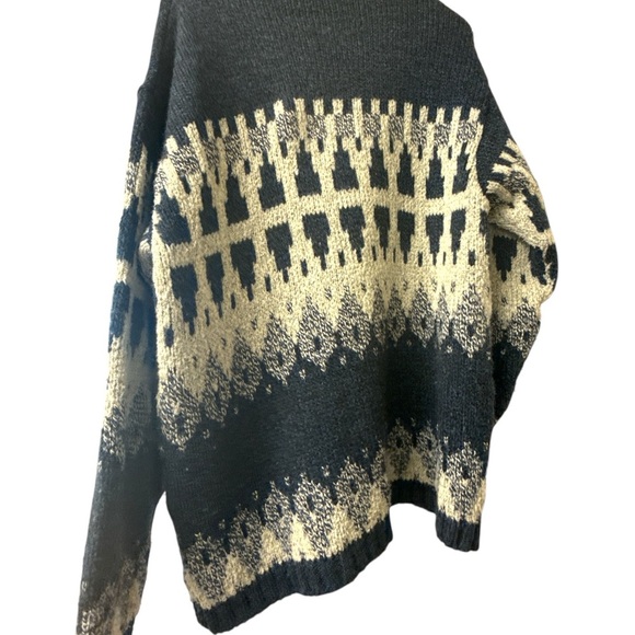 Levi's Cream and Blue Crewneck Sweater Nordic Design - Picture 2 of 7